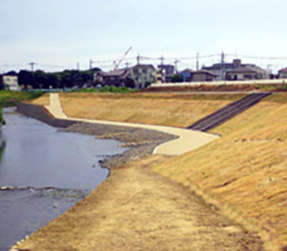 黒目川　親水護岸工事